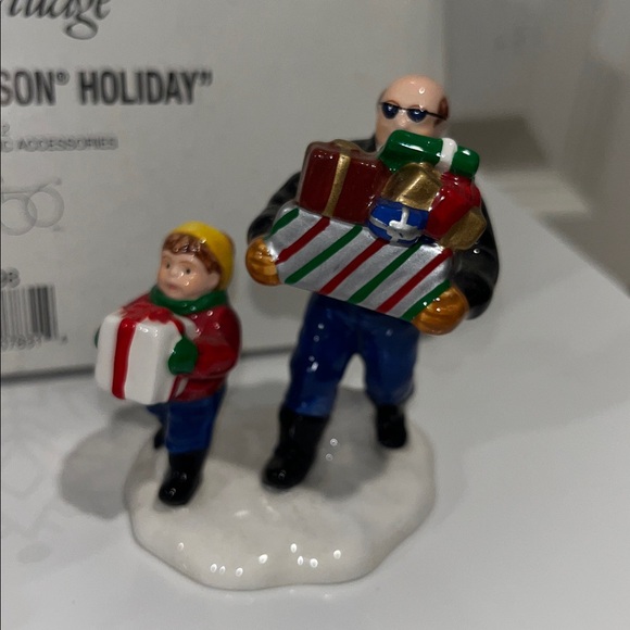 DEPARTMENT 56 Snow Village A Harley-Davidson Holiday figurine set - Picture 2 of 16